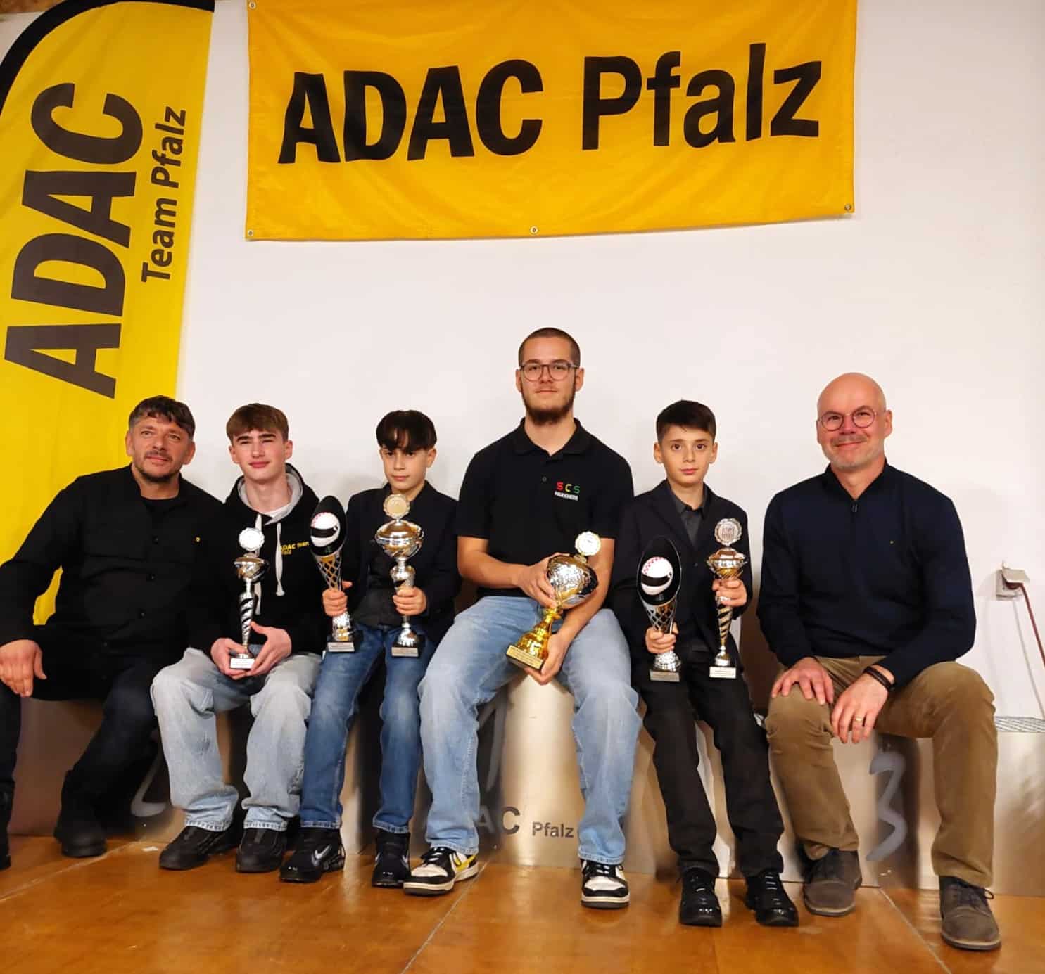 Vaginada katta dick Qishloq qizi va yigit yechinsin